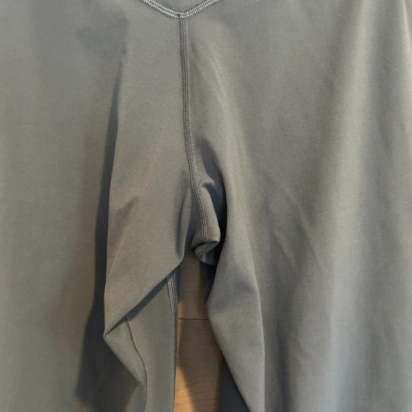 LULULEMON Align High Rise Jogger 28" Gray - NEW! - Picture 4 of 5